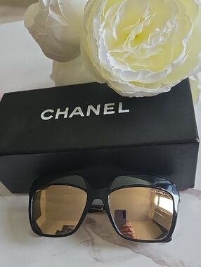 CHANEL Black Frame Sunglasses with Brown Lenses With 18k Gold Plated Hardware.